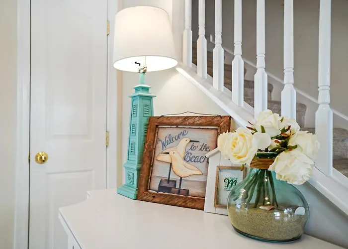 Spacious 4-bedroom Ocean Block Townhouse In Ocean City, Perfect For Families & Group Trips