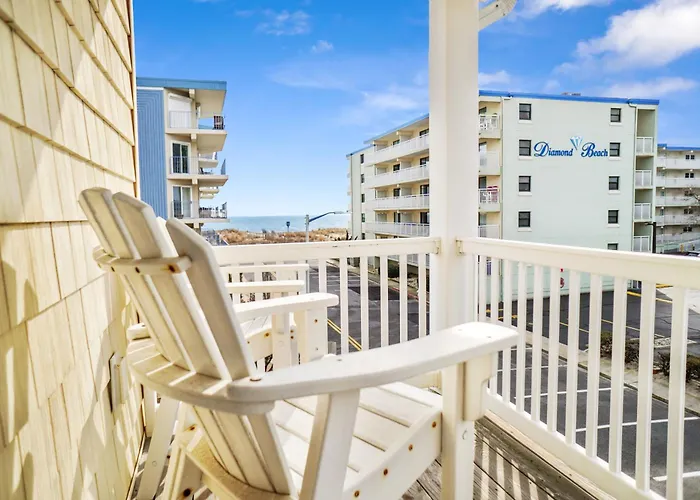 Spacious 4-bedroom Ocean Block Townhouse In Ocean City, Perfect For Families & Group Trips Holiday home Ocean City