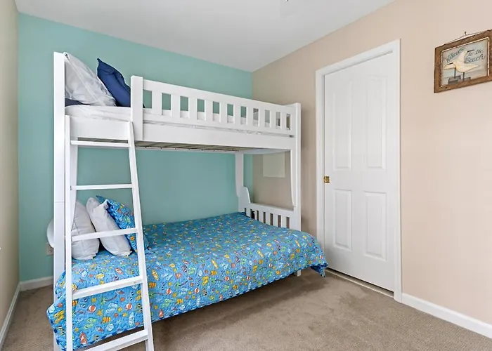 Spacious 4-bedroom Ocean Block Townhouse In Ocean City, Perfect For Families & Group Trips Ocean City