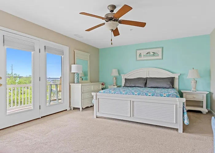 Holiday home Spacious 4-bedroom Ocean Block Townhouse In Ocean City, Perfect For Families & Group Trips